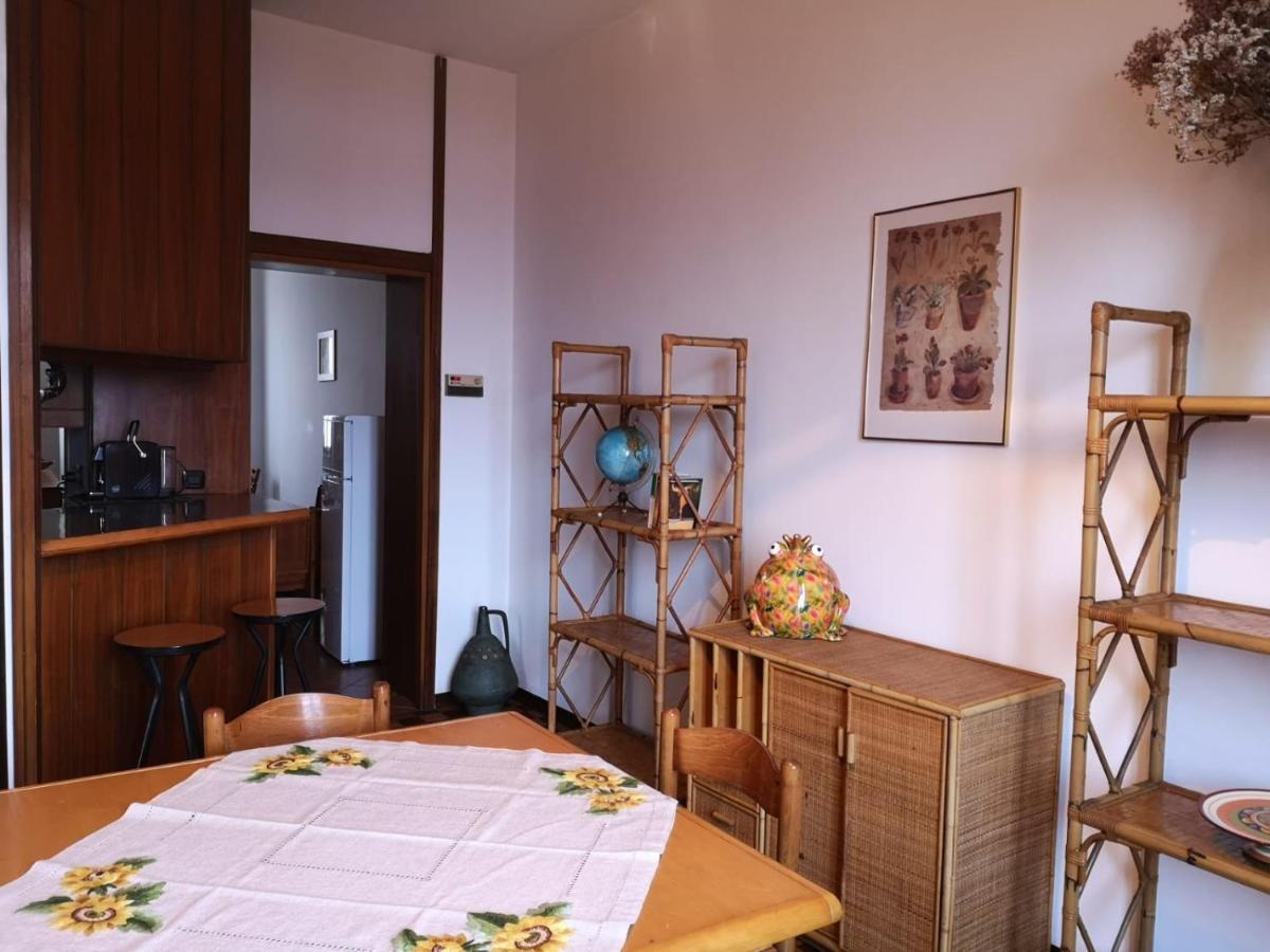Appartamento Le Due Rocche Arona Bagian luar foto